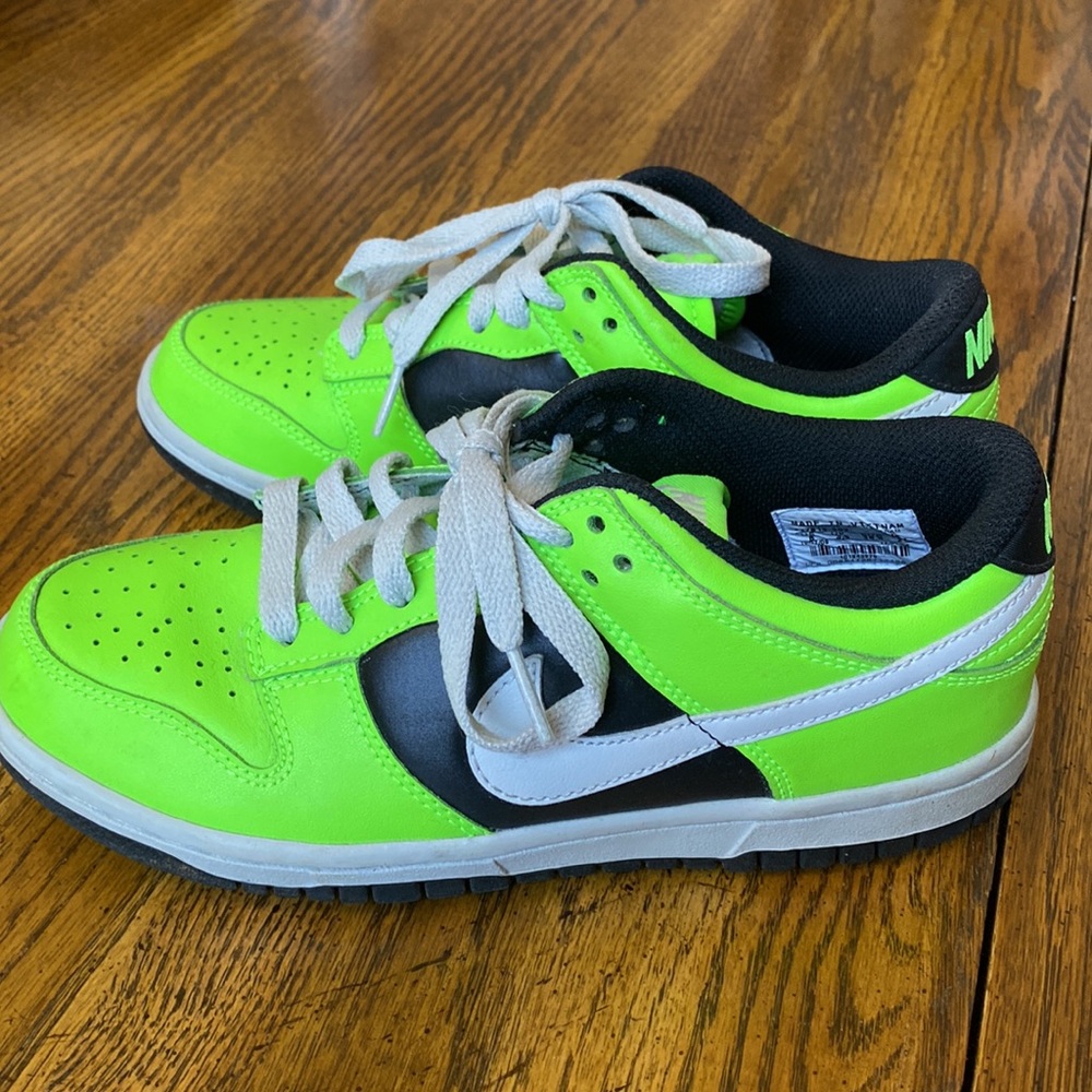 Nike Dunks - Picture 9 of 11